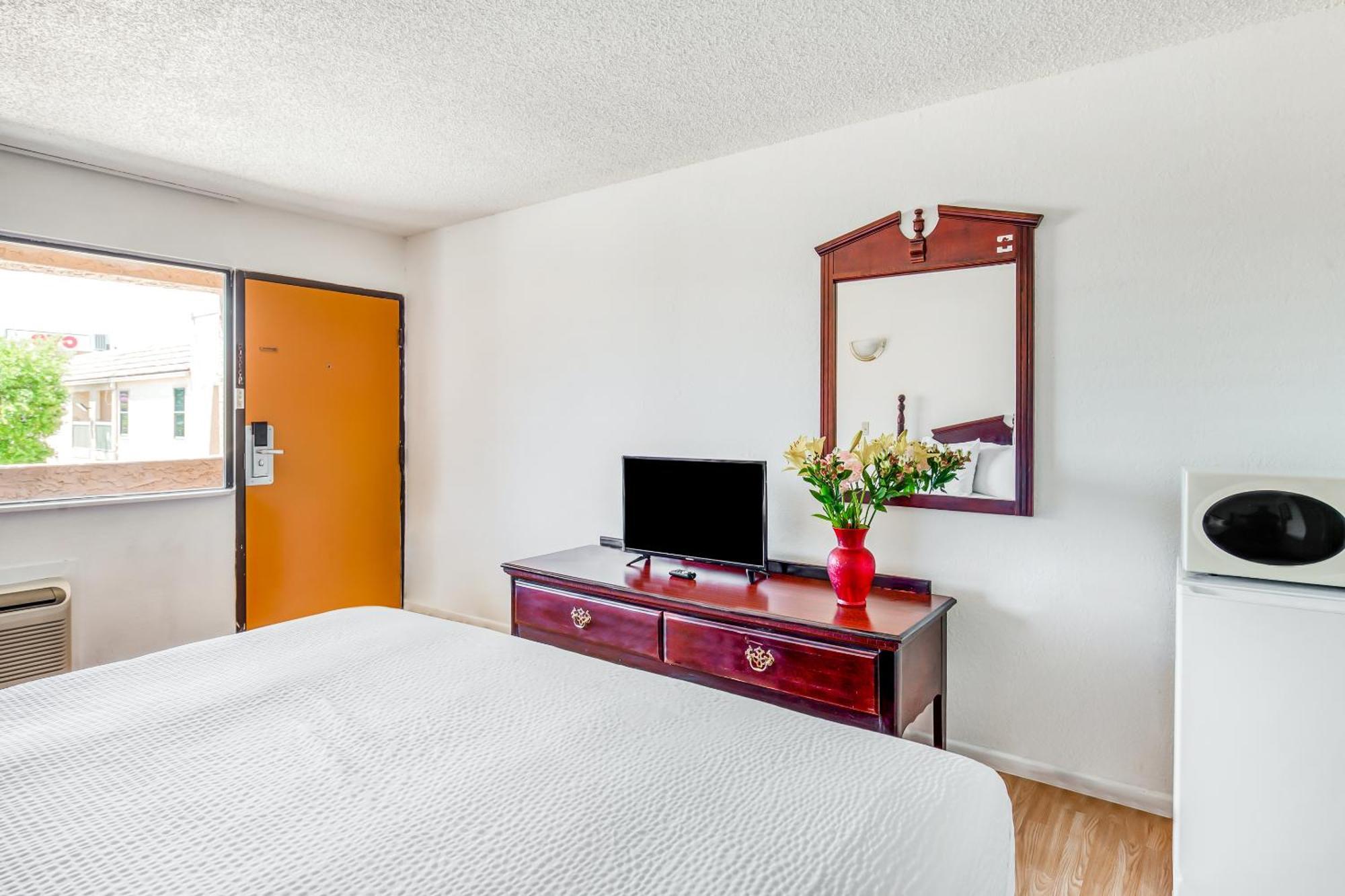 Oyo Hotel Groesbeck Экстерьер фото